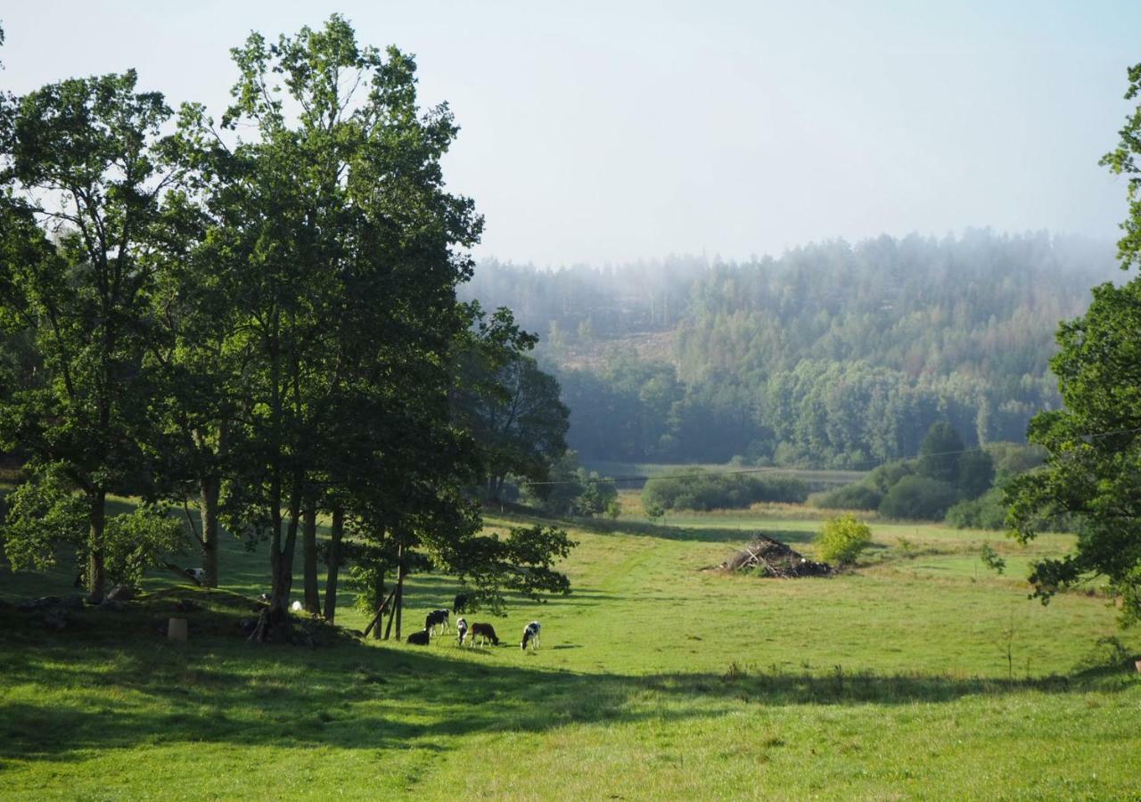18Th Century Farm Cottage Valdemarsvik Luaran gambar